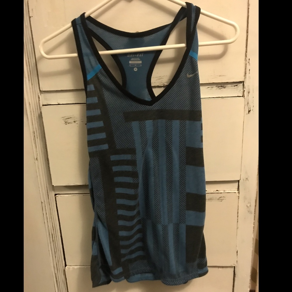 Nike tank